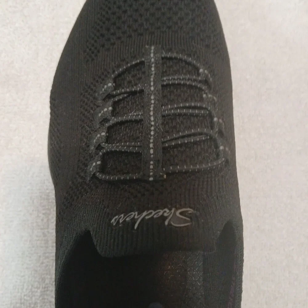 Skechers Shoes Slip On Black Stretch Fit Air Cooled Memory Foam Womens SZ 10 NEW